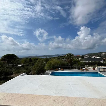 And With A Swimming Pool Hvar - 24309 Guest house 3*