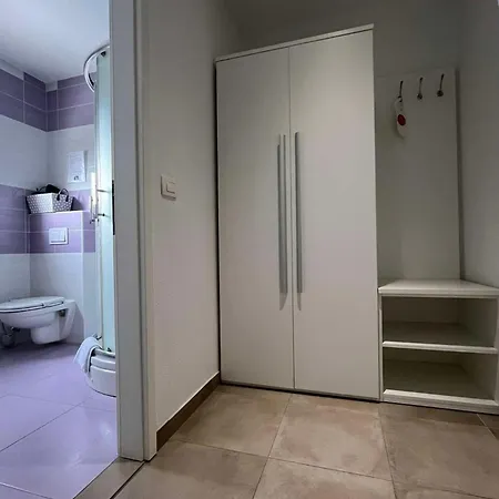 And With A Swimming Pool Hvar - 24309 Gasthof 3*